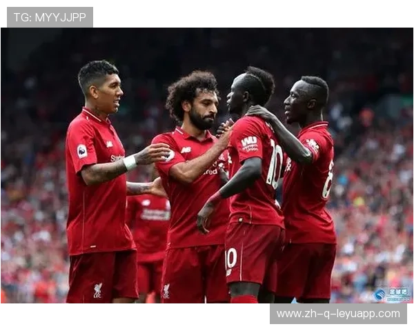 利物浦边路防守反击课程:快速转移与穿透传球成要点