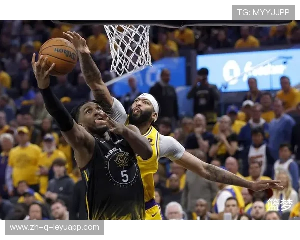 前勇士内线加盟鹈鹕场上效果一塌糊涂?,勇士队前锋